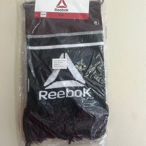 Reebok scarf new